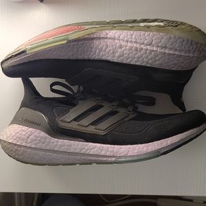 ADIDAS ULTRABOOST 21 SHOES 7.5 BLACK